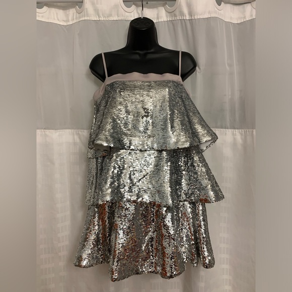 Dresses & Skirts - Sequin silver dress large